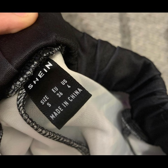 basketball shorts - Picture 3 of 3